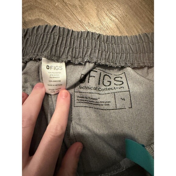 Figs Technical Scrubs Set Top Pants Gray Size M - Picture 12 of 16